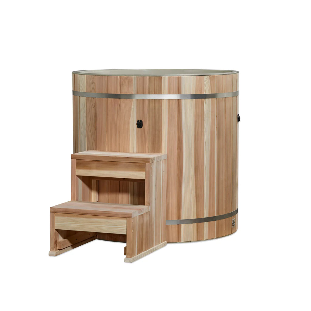 Dynamic Cold Therapy Barrel Spa | Pacific Cedar Plastic Interior